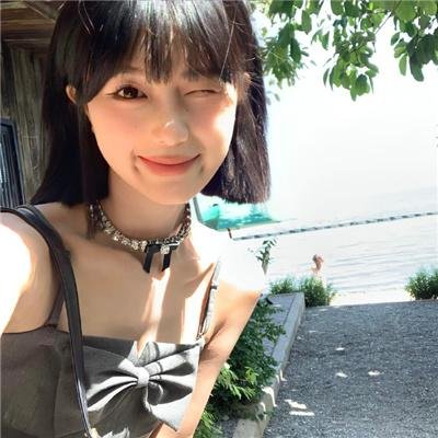 怪诞女孩